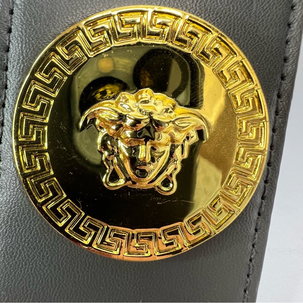 Gray & Gold Versace Luggage Tag Never Used - Picture 10 of 12